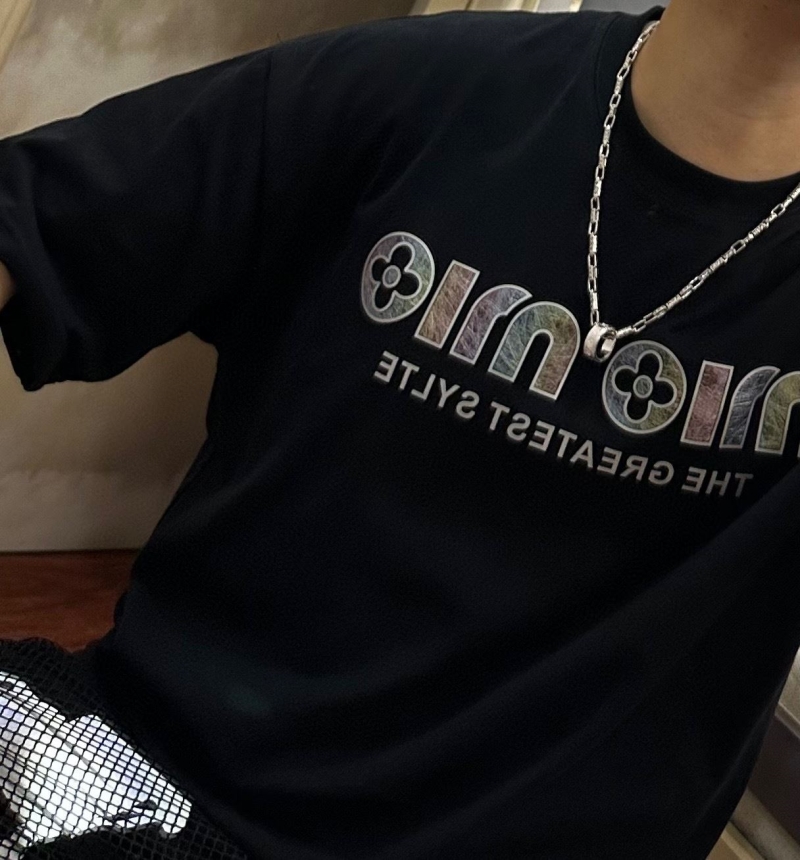 LV Necklaces